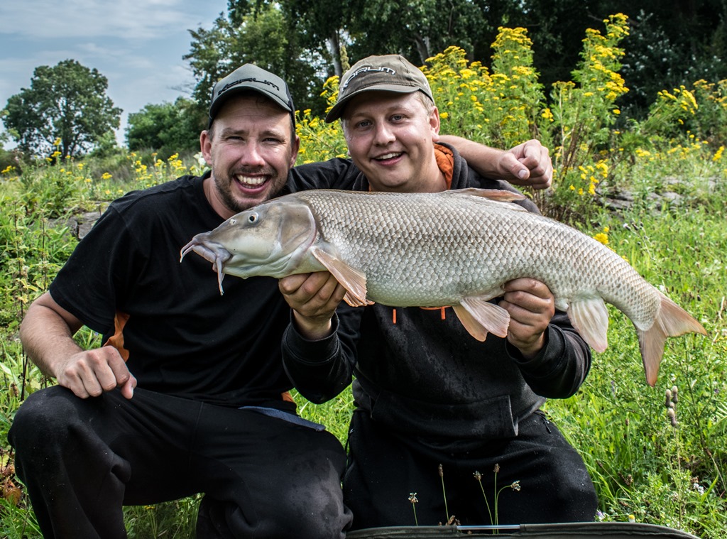 IJssel record barbeel