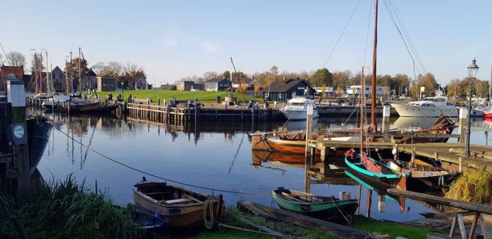 De haven van Elburg is werkelijk een bijzondere plek om te vissen in deze tijd van het jaar.