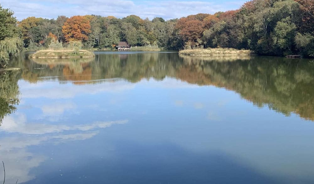 Carpvalley is een voormalige ballastput in Eibergen, gelegen tussen Winterswijk en Neede, midden in de achterhoek. Carpvalley is de laatste jaren omgetoverd tot een waar karper paradijs. Alsof je jezelf in Frankrijk waant.