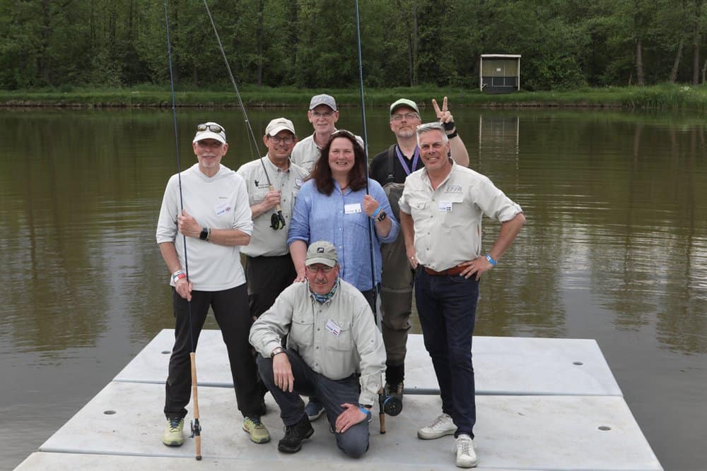 Het team dat de vliegwerpdemonstraties verzorgde dit weekend bestond uit Charles Jardine, Bas de Bruin, Ferdy Geerdink, Glenda Powell, Hendrik Wiegand, Richard Verbeek en Rudy van Duijnhoven.