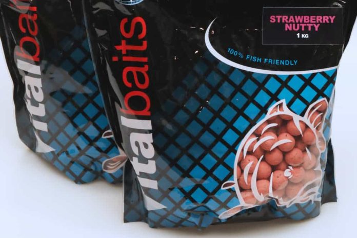 Hengelsport van de Ven in Dordrecht levert de Vital Baits boilies in diverse smaken, zoals The Kraken, The Mojo, Nutty Crunch en Strawberry Nutty.