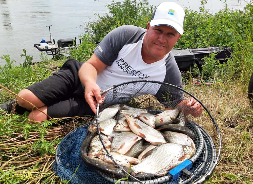 JanWillem Nijkamp komt in dit deel 3 aan het woord over de visserij met de feeder op stromend water.