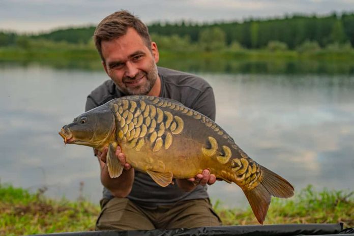 In deze karpervideo bezoekt Remco het nieuwe betaalwater Goncourt Lakes - Etang Mesange.